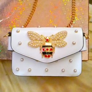 Bee Purse